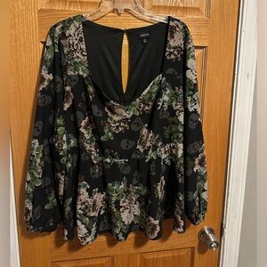 Torrid floral and skull print peplum top